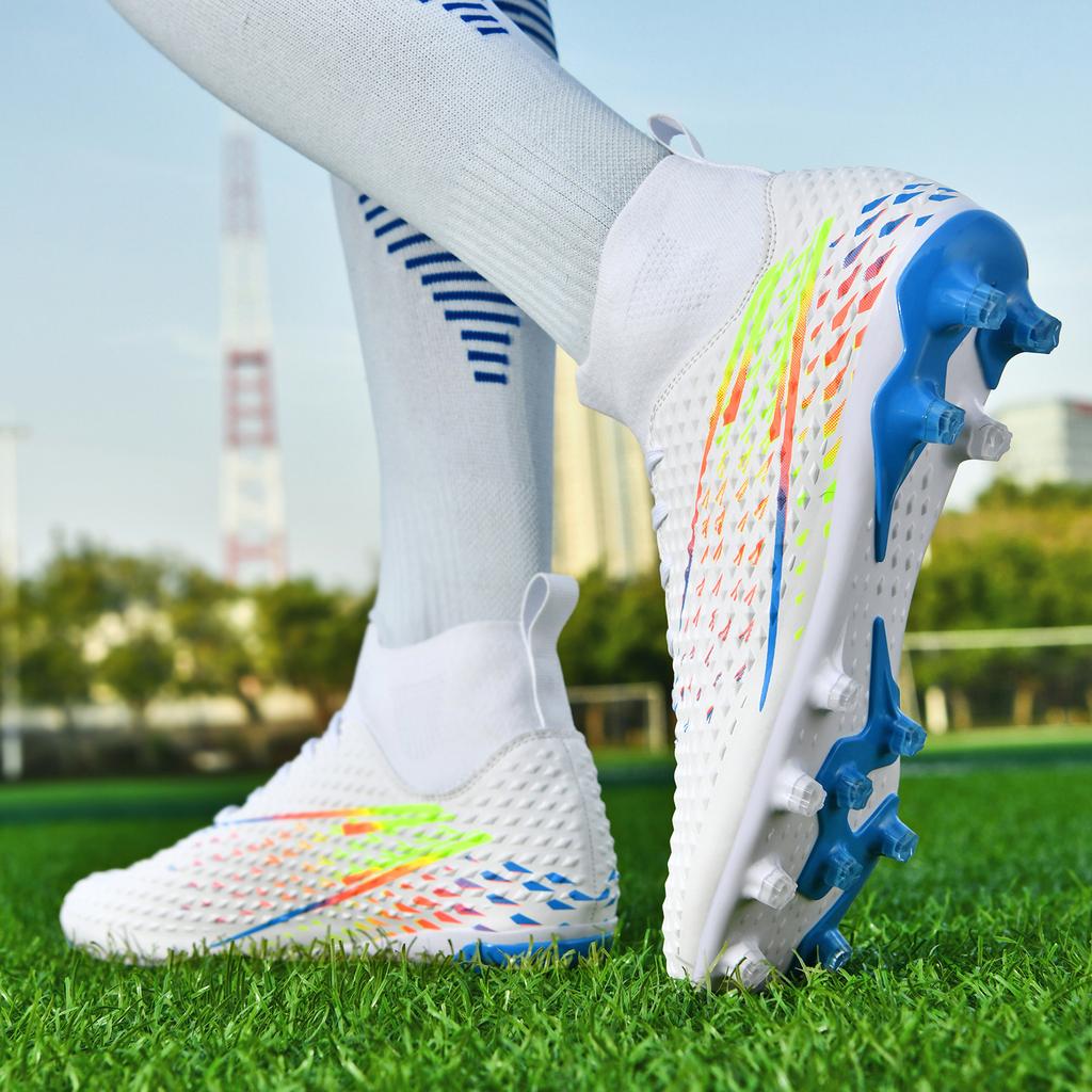 Men's Football Boots Casual Soccer Shoes Adults Professional High Quality Soccer Teenager Anti-slip Outdoor Sports Sneakers New