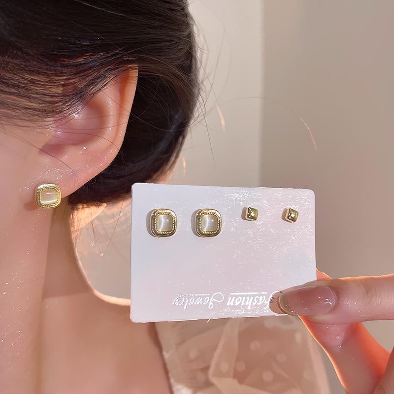 

«Набор украшений для ушей из серебра 925 пробы с цирконием — универсальные серьги с маленьким жемчугом и цирконием для женщин»