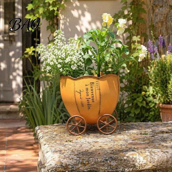 Office Desk Planter Retro Pumpkin Cart Planter, Decorative Metal Flowerpot with Drainage Hole, Stylish Unique Flower Pot Plant for Indoor Outdoor Home