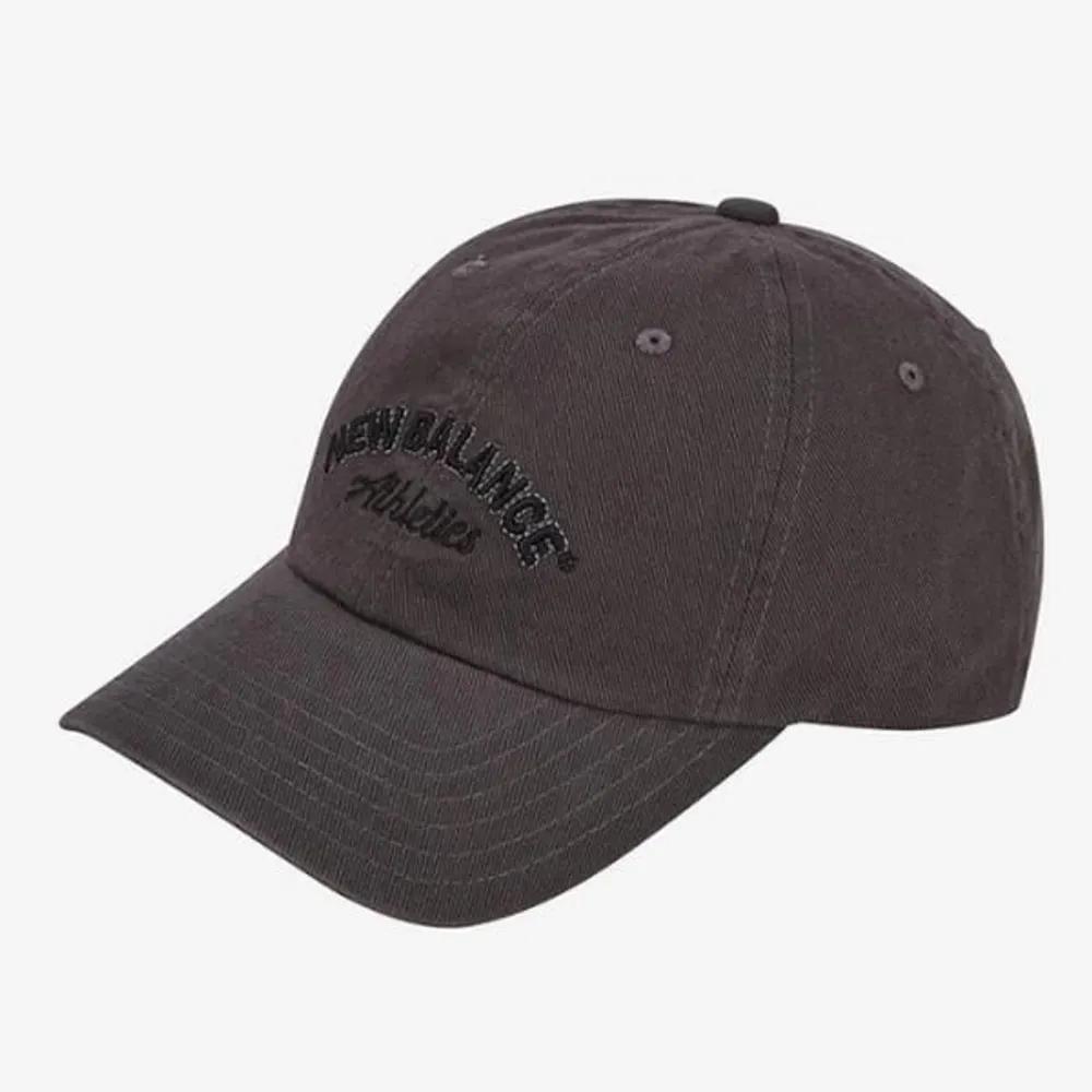 [New Balance] [ Cap] Arch Logo Soft Ball Cap - NBGDDFL806_60 (18835302A) FREE