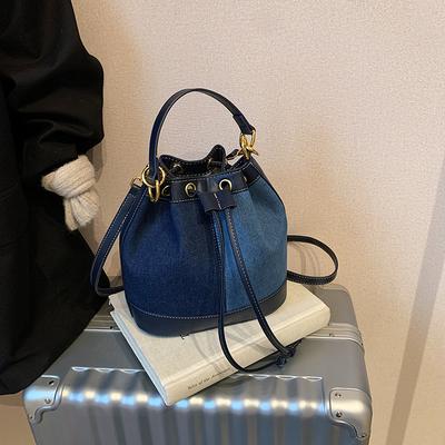 Winter New Fashion Niche Popular Contrasting Colors Pump Belt Bucket Bag Versatile Portable Shoulder Women's Bag