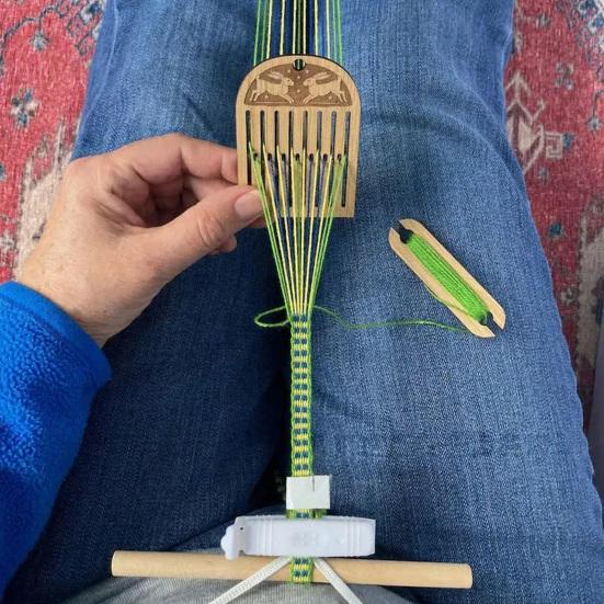 Rigid Heddle Backstrap Loom Kit Small Wooden Belt Weaving Tools Beginners Bracelets Bags Belts Camera Straps Bandweaving Shuttle Kit