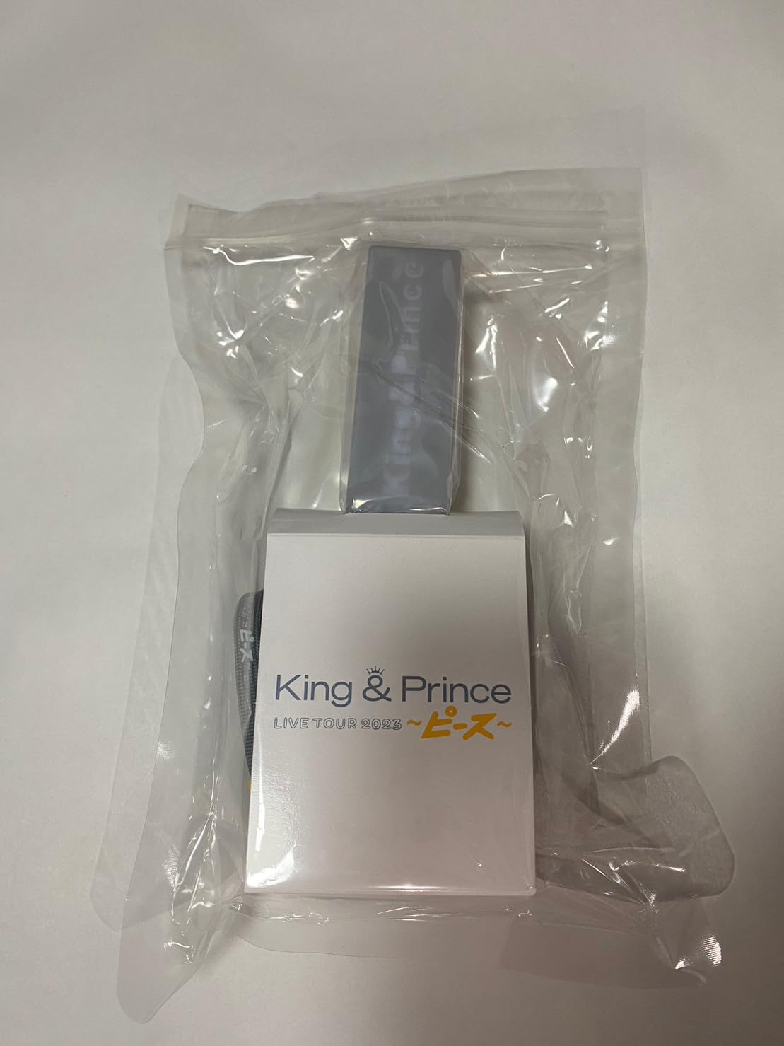 

Оригинальный фонарик King Prince LIVE тур 2023 и ~Peace~