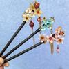 Chinese Style Flower Hairpin Bridal Wooden Tassel Hair Sticks Retro Floral Hair Chopsticks for Women Bun Updo Hair Accessories