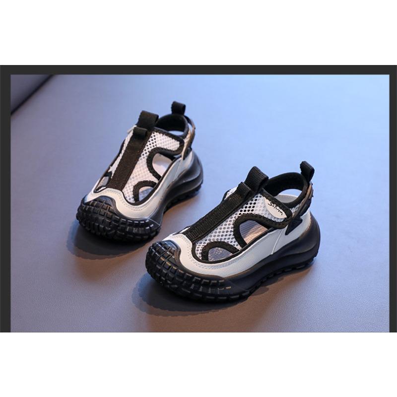 New summer outdoor casual sports sandals, hollow breathable mesh shoes for girls