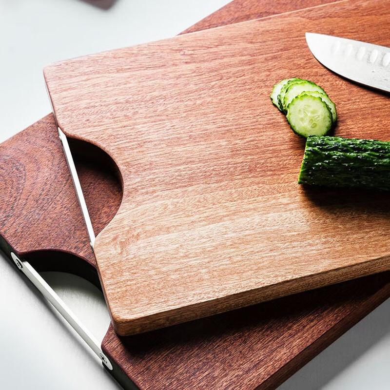 Ebony Wood Round Cutting Board