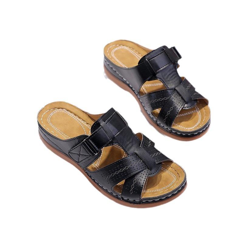 Women's Shoes Large-sized Sandals Fashionable and Retro Thick-soled Slippers Women's Coolers