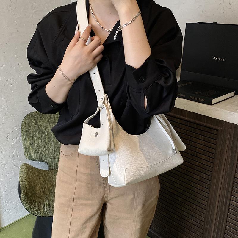 

Вместительная универсальная женская сумка-мессенджер 2025 новый нишевый дизайн портативная наплечная сумка-тоут рабочая сумка подмышку белый