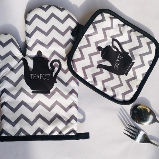 Köperbindung Dick Mikrowellen-Backhandschuh Rechts Hitzebeständiger Fäustling mit Topflappen