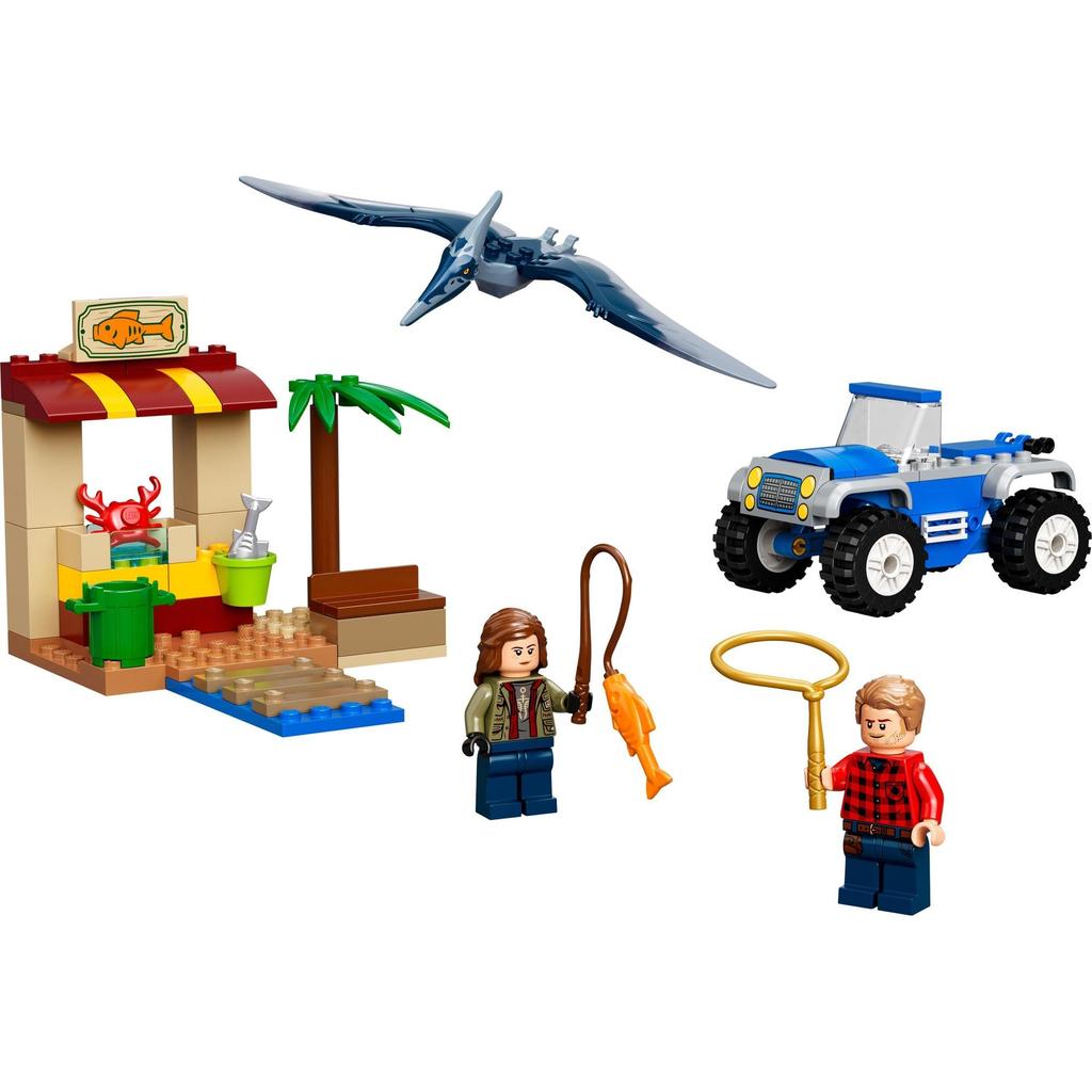 LEGO Jurassic World Chase the 76943 Toy Block Present Vehicle Vehicle Dinosaur for Boys and Girls Ages 4 and Up Pteranodon!