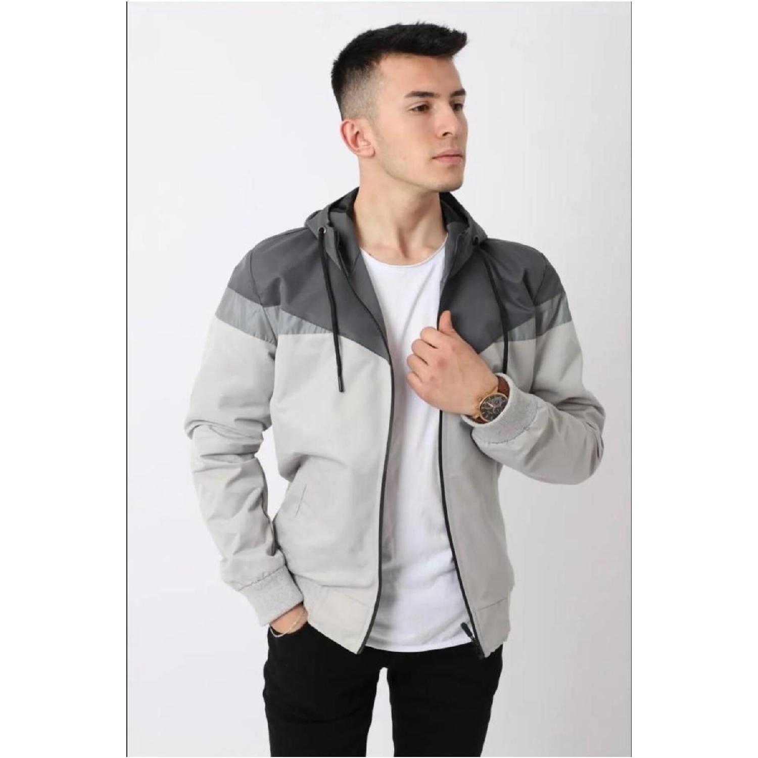 

Сезонное пальто Bill Triangle Piece с капюшоном 1220 S