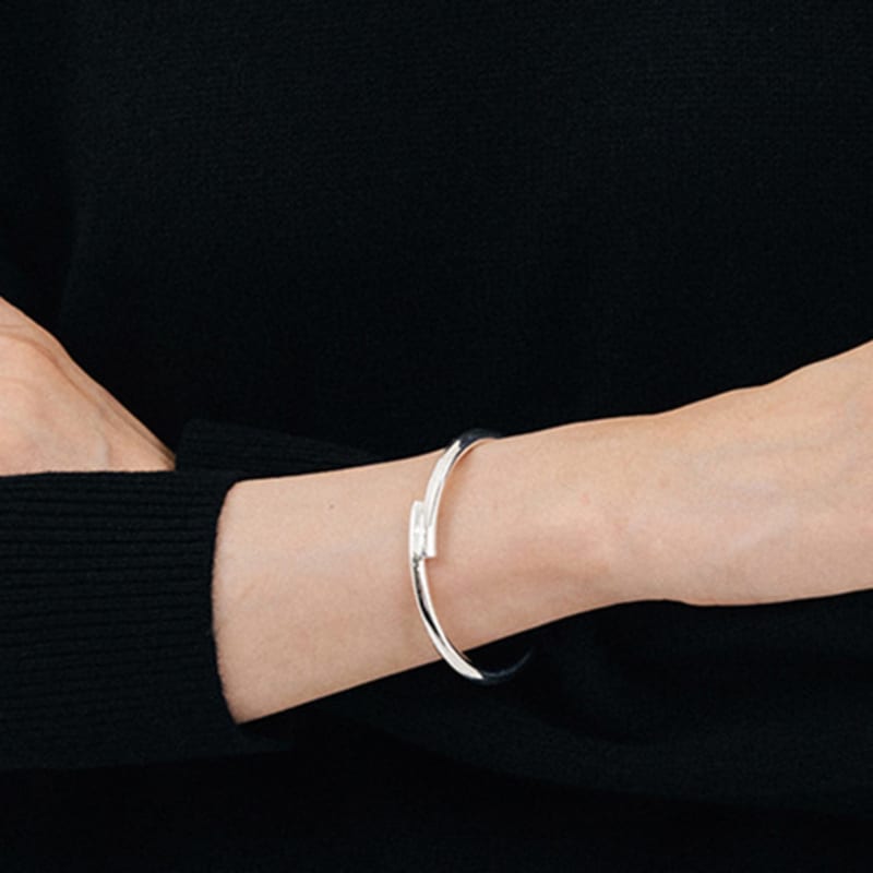 

TACIT Coral bracelet Free