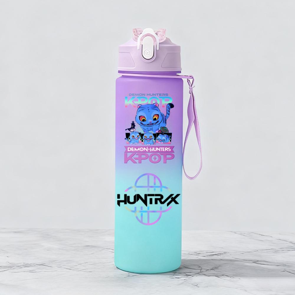 Demon Hunters Huntr Rumi Mira Zoey Jinu Celine Plastic Water Cup Pop Drinking Bottle School Huntrix Gourde ML KPOP X K 800 Kid Friendly Entertaining