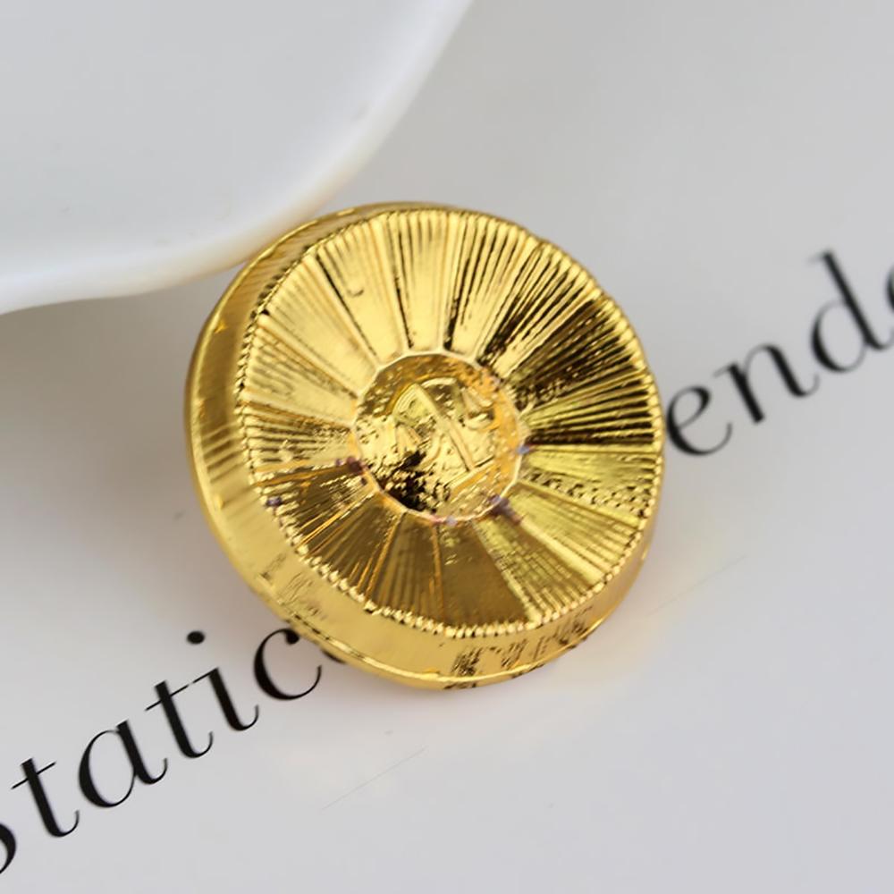 Ace Attorney Apollo Justice Badge Brooches Pins Japan Lawyer Prosecutor Judge Metal Lapel Badge For Men Bag Coat Jewelry Gifts