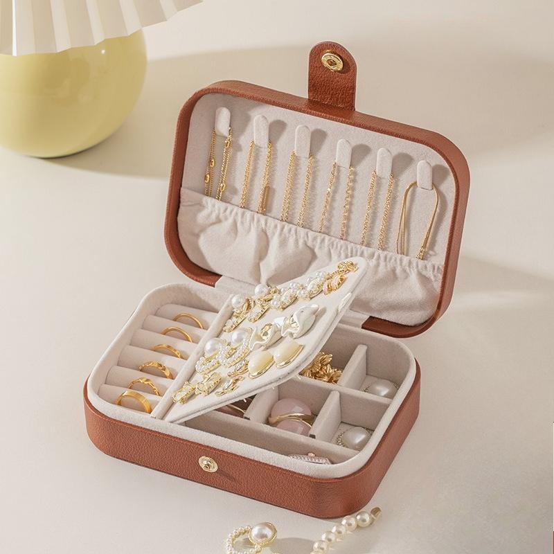 Lockable Zoned Jewelry Box with Stud Earrings, Necklace and Ring, Large Capacity, Multi-layer Leather, Light Luxury Dust-proof Jewelry Storage