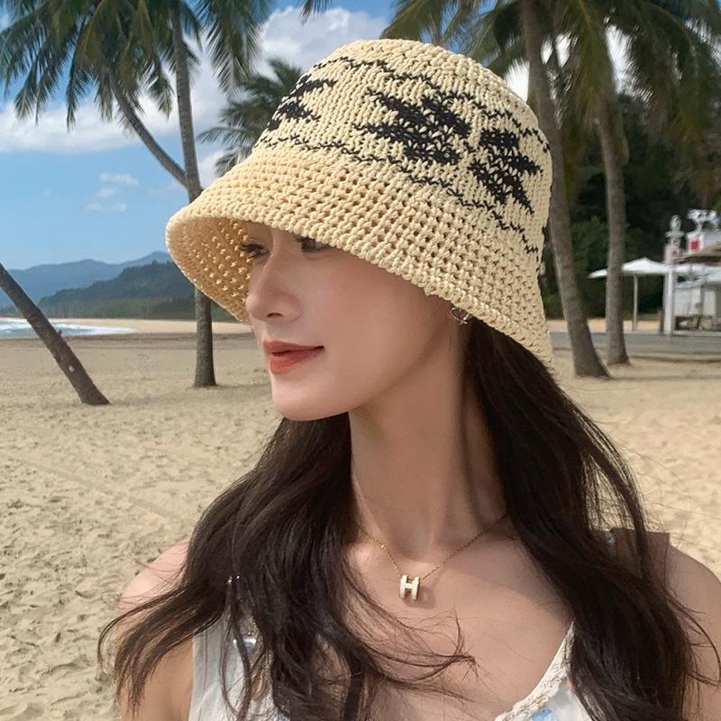 Women Hollow Crochet Bucket Hat Knit Fisherman Cap Lightweight Wide Brim Sun Hat for Summer Beach Outdoor Travel Daily Casual Sun Protection