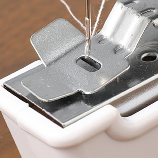 Handheld Mini Sewing Machine Electric Sewing Machine with 3 Sewing Modes Portable Sewing Machine Kit for Travel Home DIY Craft