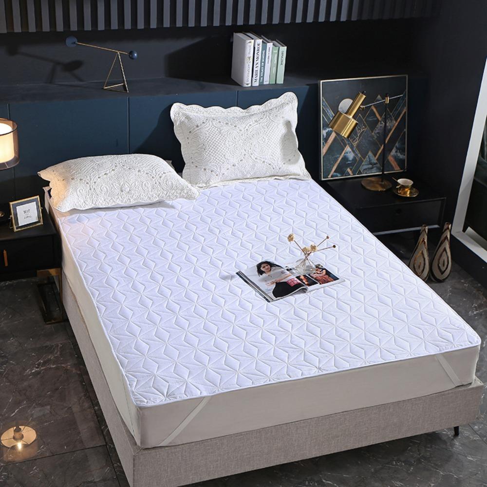Non-slip Mattress Pad Anti Dust Bed Cover Protectors Pads Throw Mattress  Elderly