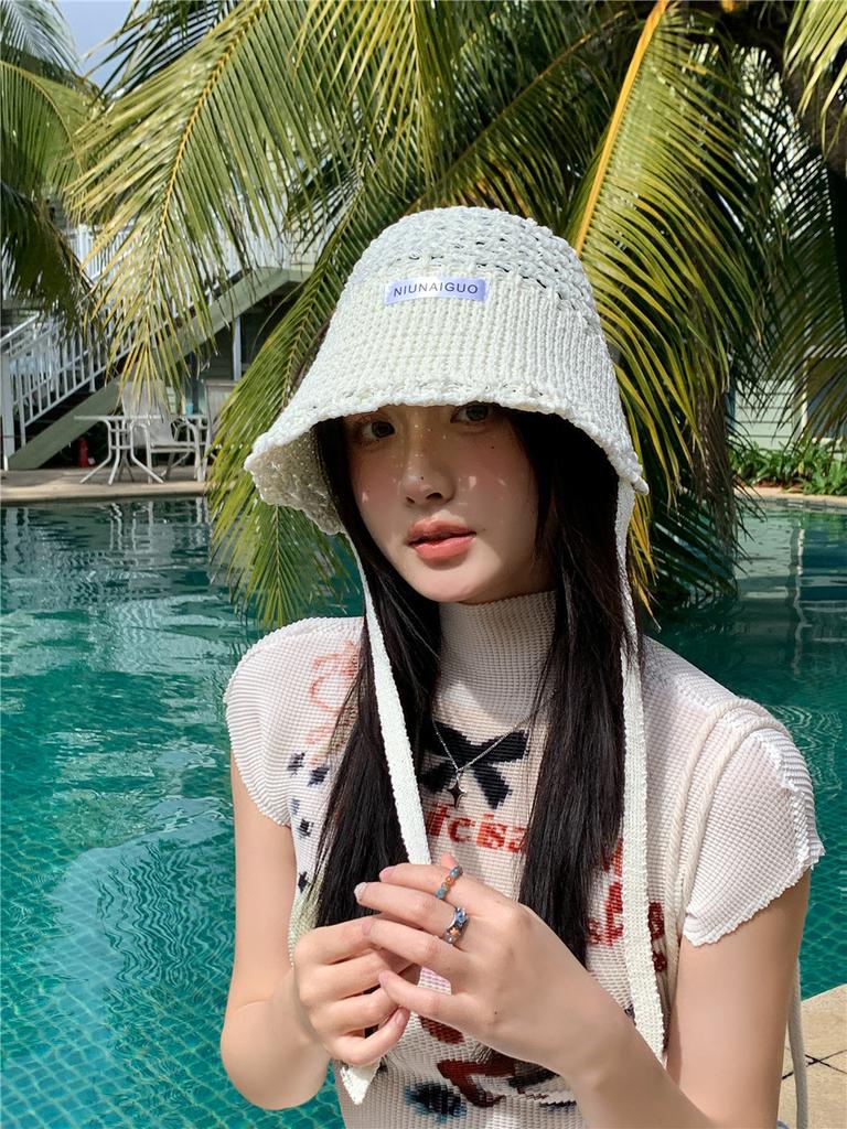 Hand Crocheted Bucket Hat Women's Versatile Face Small Sunscreen Basin Hat Thin Hollow Knitted Wool Hat Retro