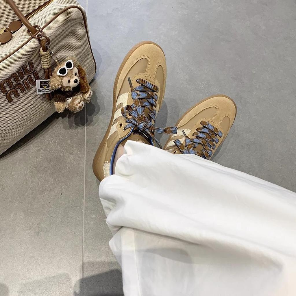 Su Yinyin’s American Retro Color-Matching Women's Casual Sports Shoes - Inspired by Fine Arts Freshmen, Soft Leather German Trainers