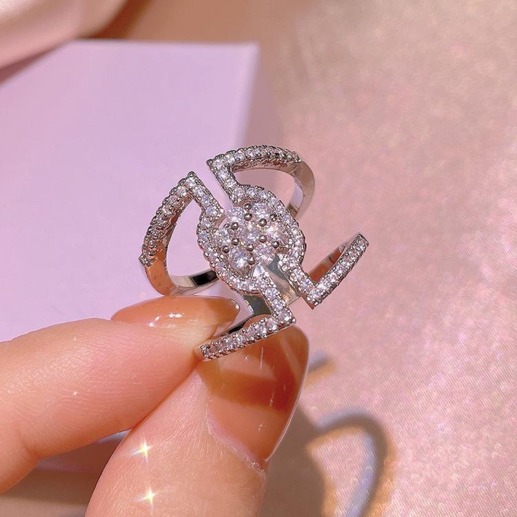 Independent Station Platinum Plated Ring Female Creative Geometric Micro-Set Zircon Engagement Ring
