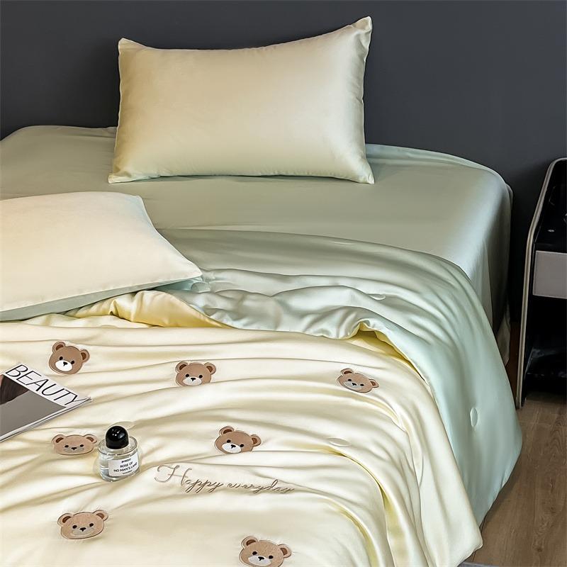 Summer Cool Feeling Ice Silk Summer Cool Quilt Four-Piece Machine Washable Summer Quilt Dormitory Single Quilt Core Double Air Conditioner Quilt