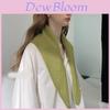 Elegant Knitted Triangle Scarf For Women In Soft Wool Blend Stylish Multi-functional Design