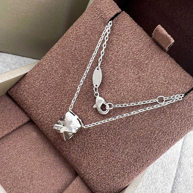 Shangjia 2025 Diamond Cross Cylinder Necklace - Elegant & Versatile Fashion Statement
