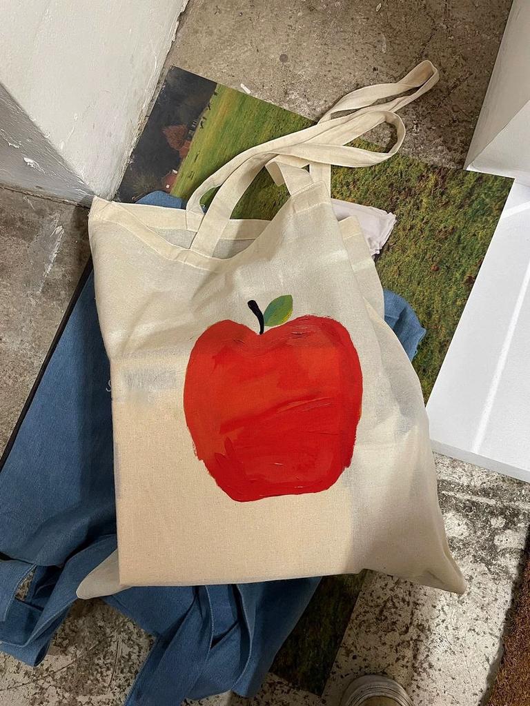 Large-capacity Hand-held Simple Single-shoulder Bag, Versatile and Fashionable Tote Bag for Commuting