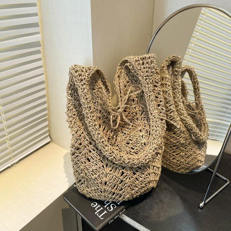 Women Straw Tote Handbag Fashion Beach Bags Large Capacity Shoulder Bag Casual Weaving Travel Bags Female Summer Woven Tote Bag