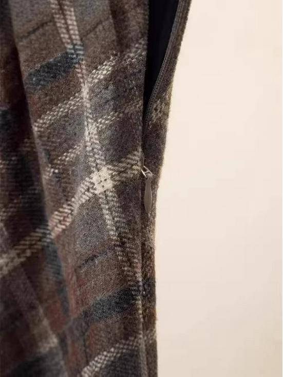 Maillard Retro Plaid Wool A-Line Skirt - Women's Mid-Length for Autumn/Winter
