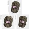 Cappello Secchiello Impermeabile con Fantasia Floreale e Lettere Ricamate per la Moda Primaverile e Autunnale