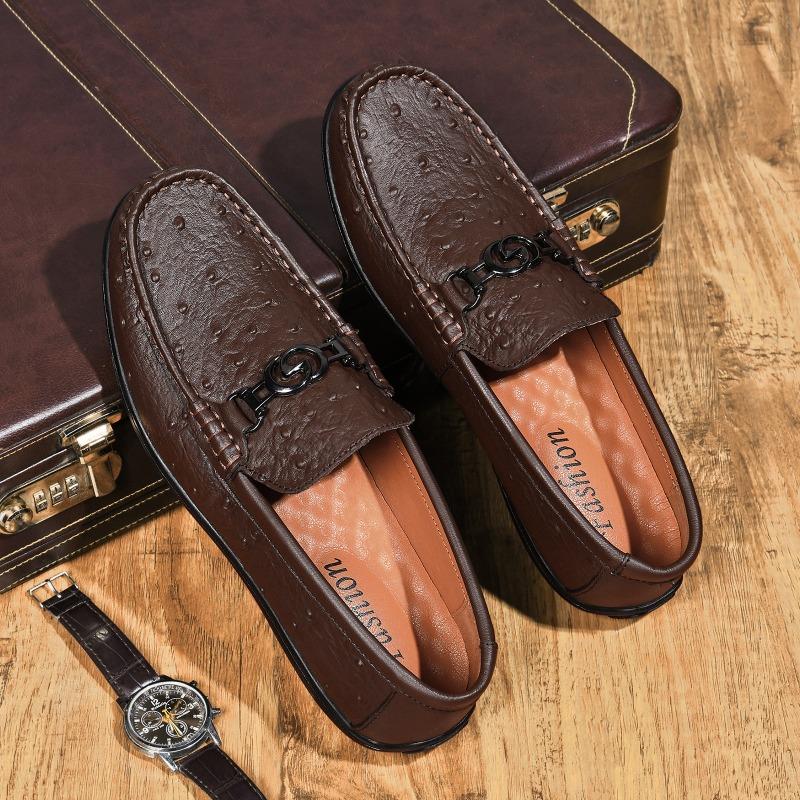 The first layer of cowhide, Doudou shoes, lazy shoes, driving shoes, British genuine leather casual men's leather shoes.