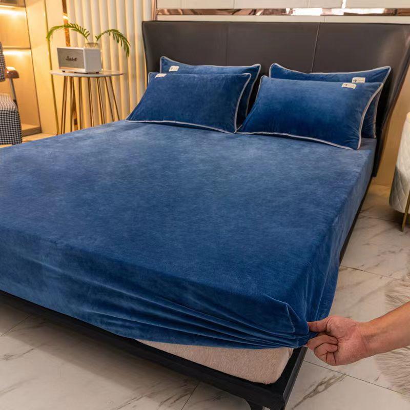 2026 New Universal Elastic Band Fitted Sheet Mattress Cover Winter Super Soft Warm Flannel Thicken King Double Bed Bed Linens Dust Protector