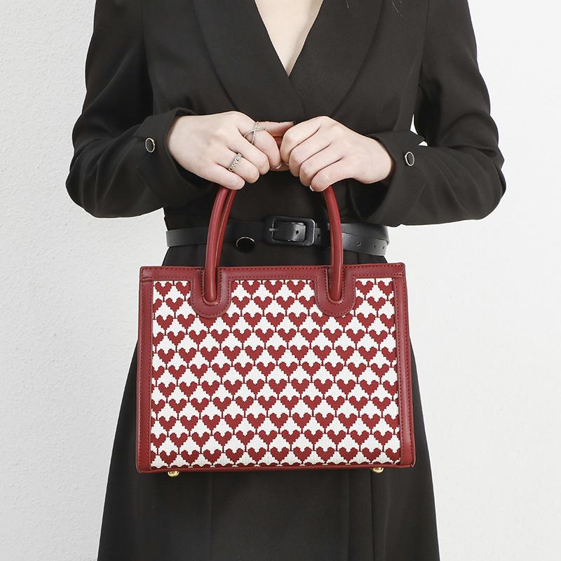 Elegant Red Wedding Handbag 2024 New Large Capacity Commuting Fashion Bridal Bag Single Shoulder Crossbody Bag