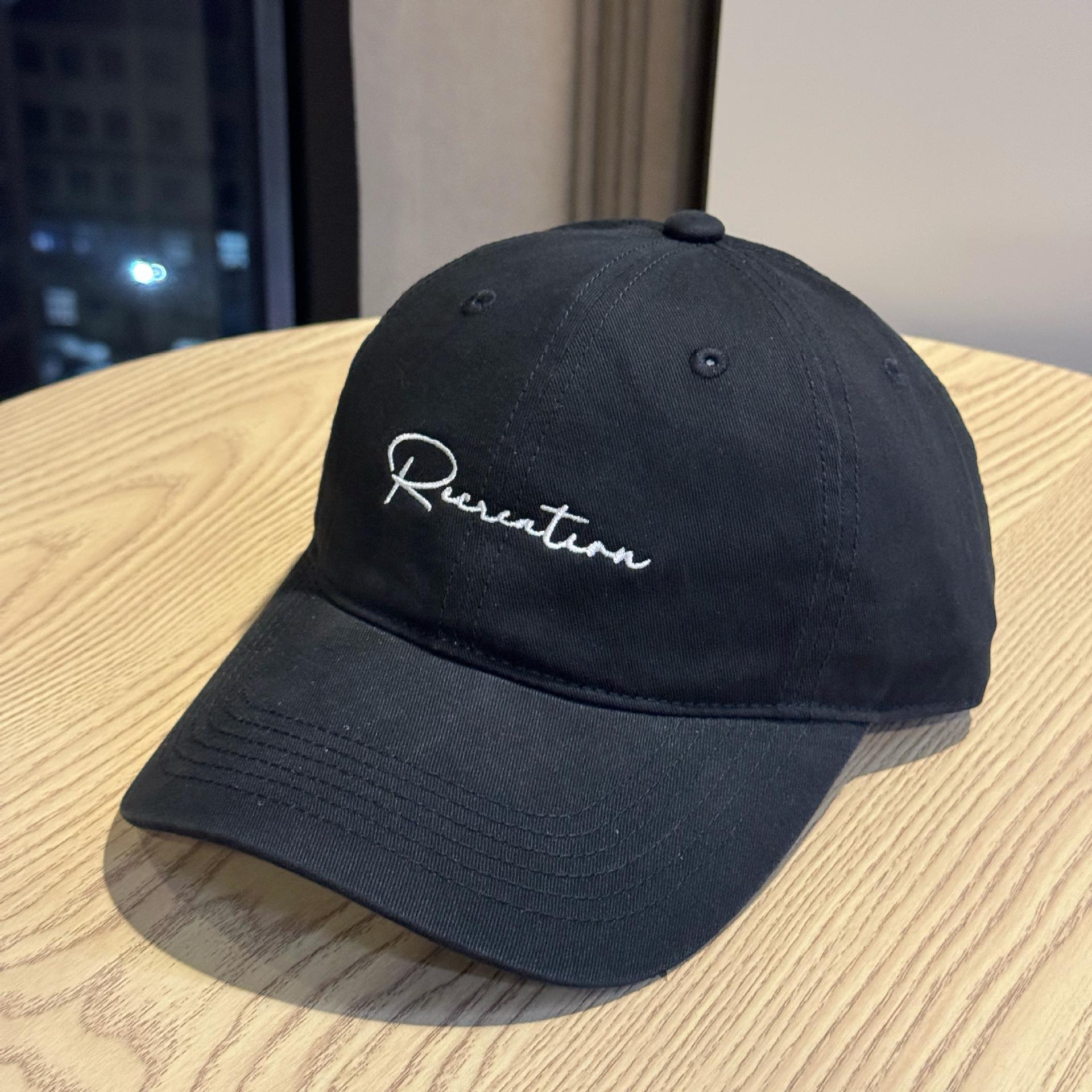 

New Korean-style spring and autumn baseball cap for women, outdoor sun-shading casual hat, fashionable and versatile for men, makes the face look Adult54-60Adjustable чёрный