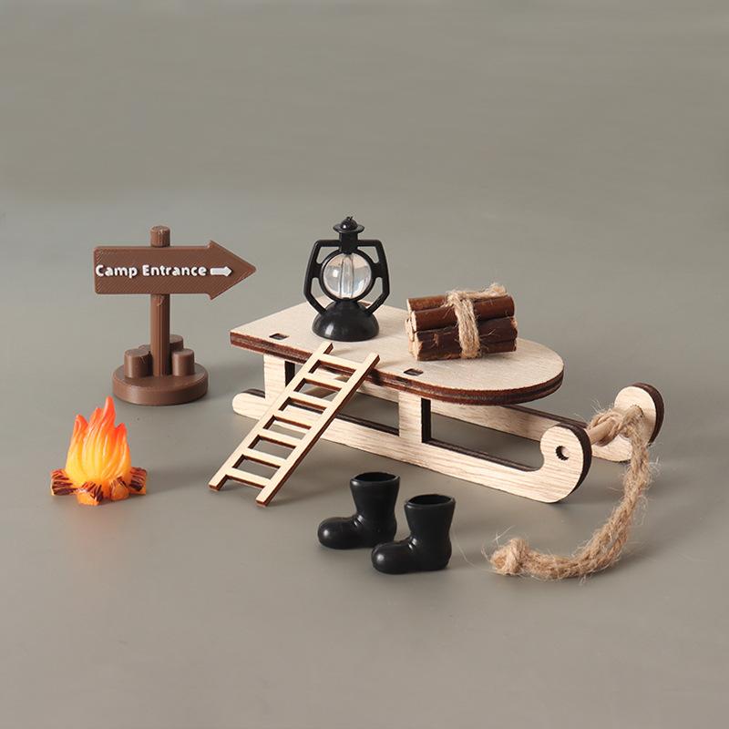 4/5/6/7 Pcs Christmas Miniature Decor Set With Snowman Sleigh Tiny Pine Tree Wreath For Home Desktop DIY Crafts
