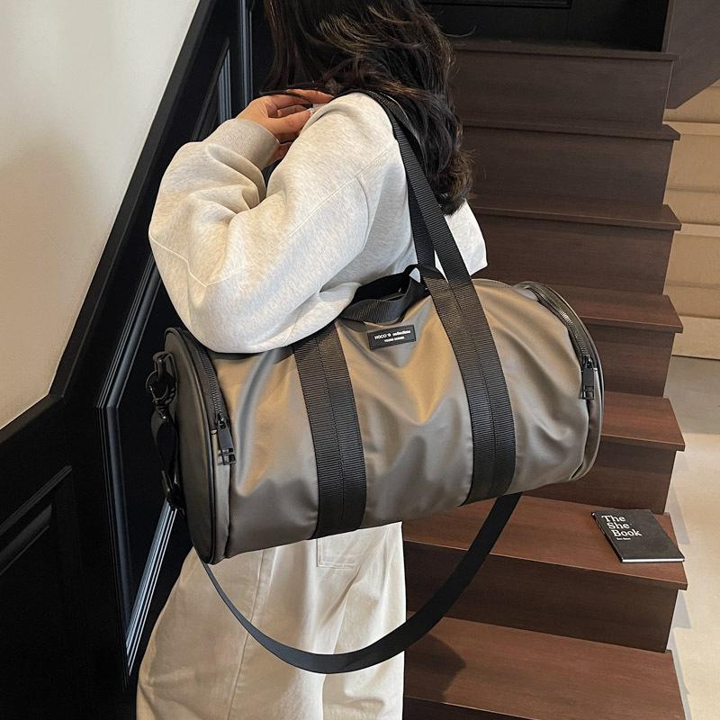 New ins Lightweight Sports Fitness Yoga Bag Daily Commuting Large Capacity Travel Shoulder Bag