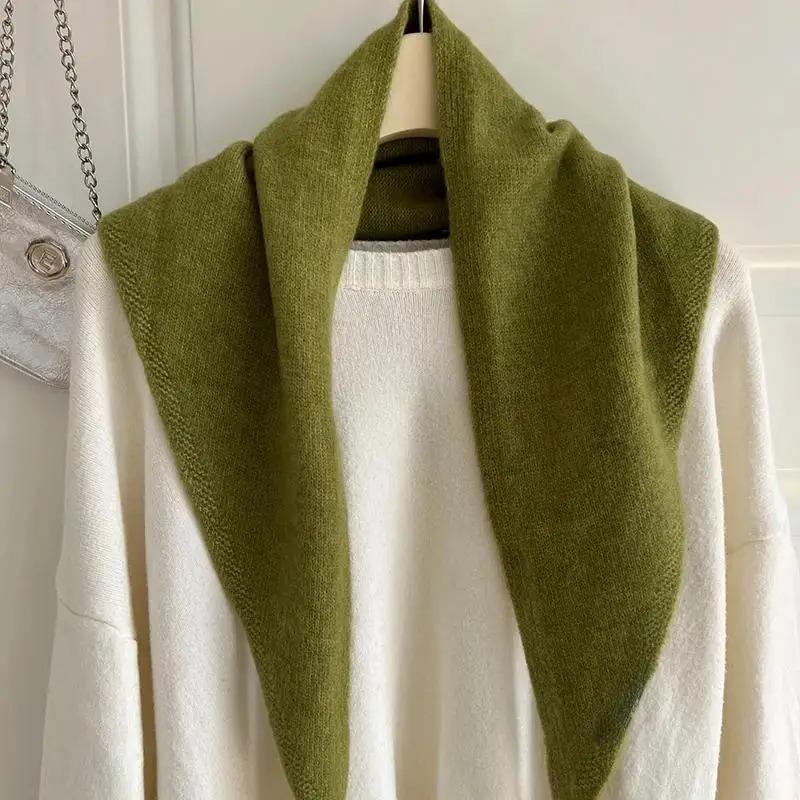 1 Korean Style Wool Knitted Triangular Scarf for Women's Headscarf. Knitted Scarf with Multiple Functions for Warmth, Fashion