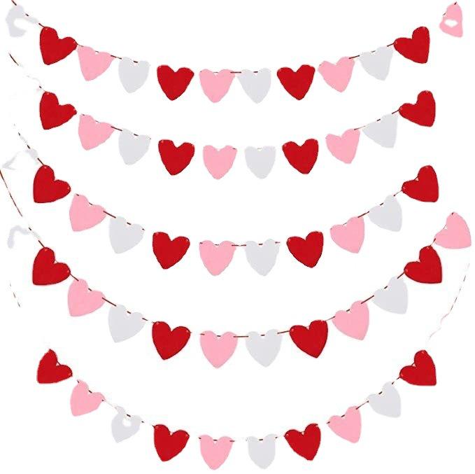 Felt Christmas Heart Garland: Romantic Peach Heart Banner for Party Decoration