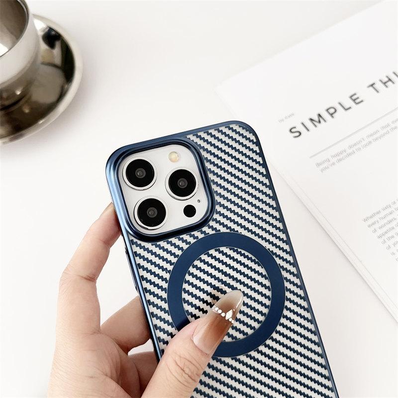 Luxury Carbon fiber magnetic case for iPhone 15 Pro Max 14 Plus 13 12 Pro All-inclusive fall protection Cover