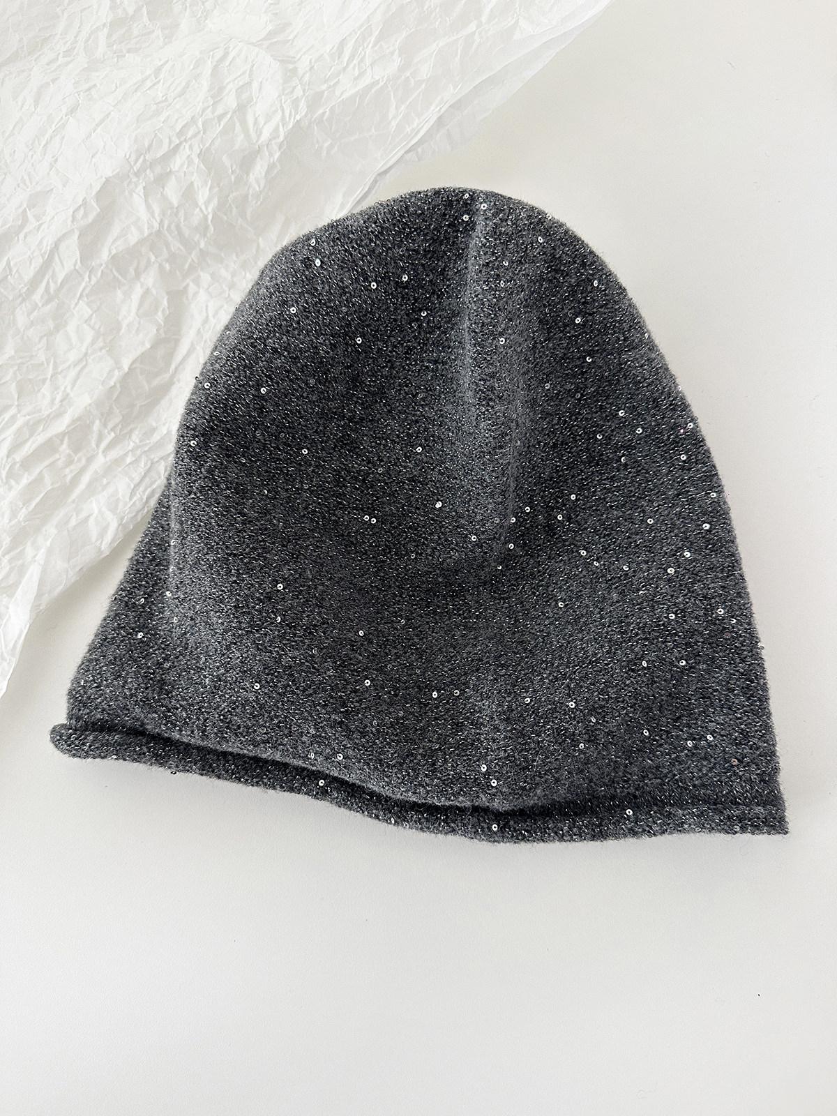 Featuring Wool, Fashionable Baotou Cold Hat with High-end Feel, Versatile and Thick Warm Plush Knitted Hat серый