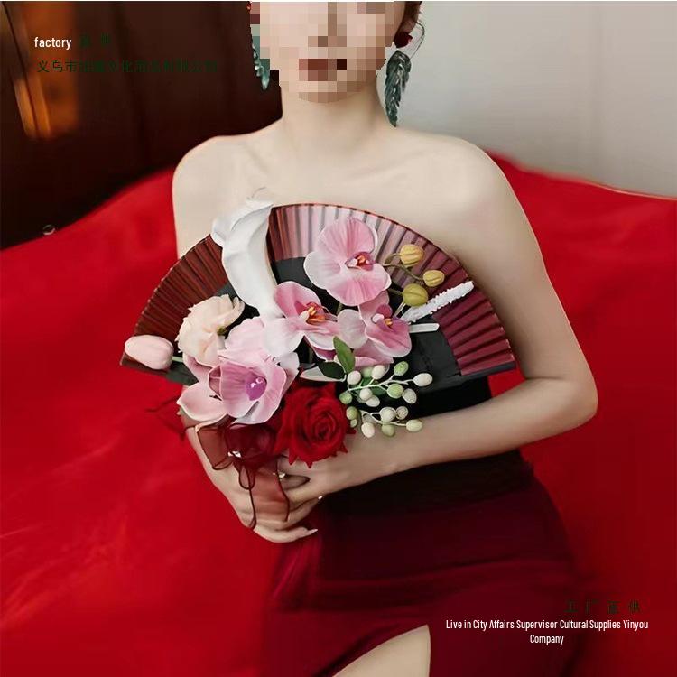 New Chinese Style Bride Folding Fan Bouquet for Engagement or Robe Accessory