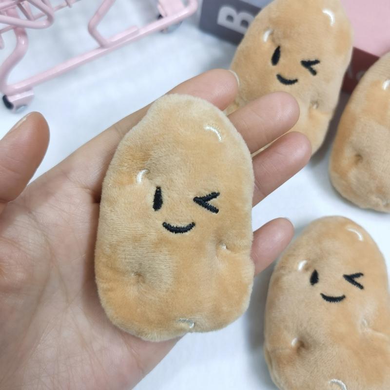 Cute Stuffed Potato Badge Pin Cartoon Potatoes Brooch Pendant Bag Charm Plush Key Chain Decorations Badge Accessory