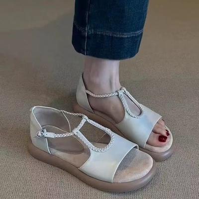 Sandales de mode décontractées 2025 été nouveau bout rond semelle souple boucle un mot ceinture tissée chaussures simples sandales femmes