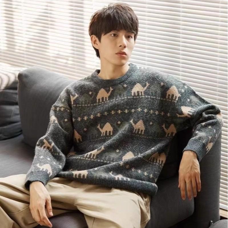 

Мужской трикотажный свитер в этническом стиле с круглым вырезом - осенне-зимний ретро-тренд XL темно-серого