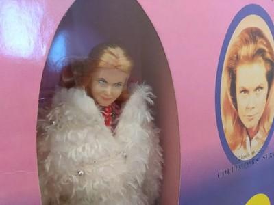 Bewitched Samantha 12 Inch Vinyl Doll YAMATO Vintage Collectible Figure Japan