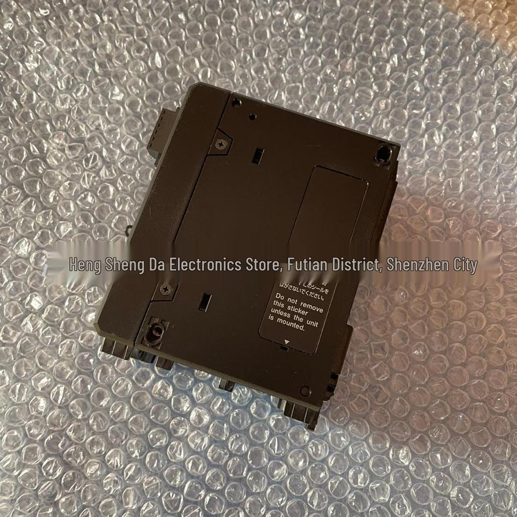 LK-G5000P/PV/V and LK-G5001 Laser Sensor by KEYENCE