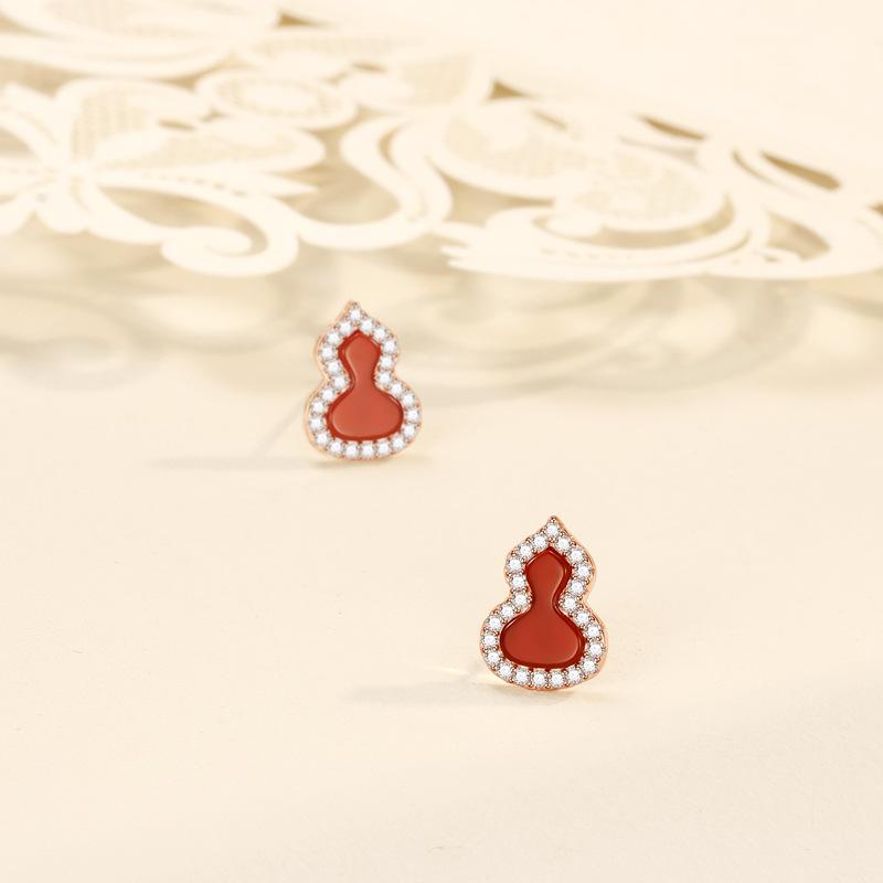 Gourd Stud Earrings Seiko Classic Chinese Style Symbolizes Trend Versatile Personality White Fritillary Agate Earrings
