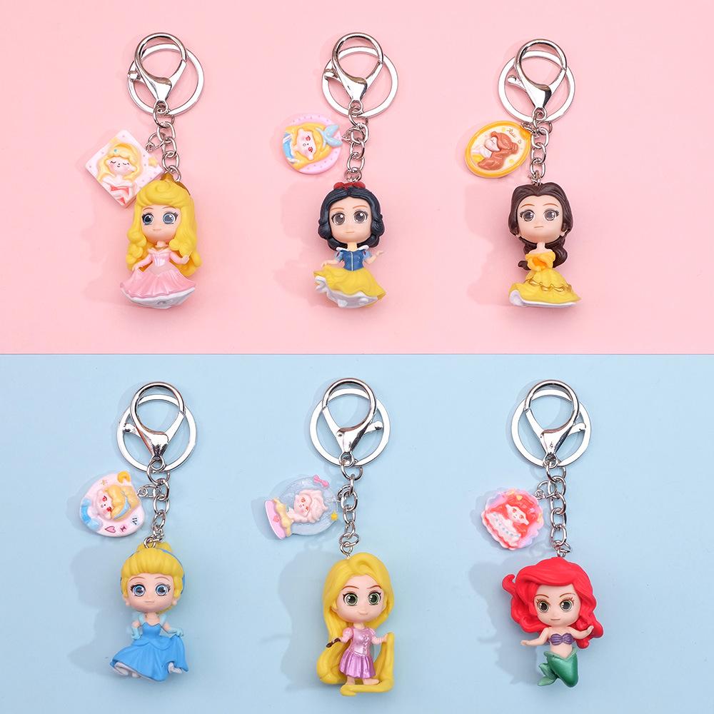 Cinderella Anime Keychain Pendant: Bright Cartoon Accessory for Bags & Pants